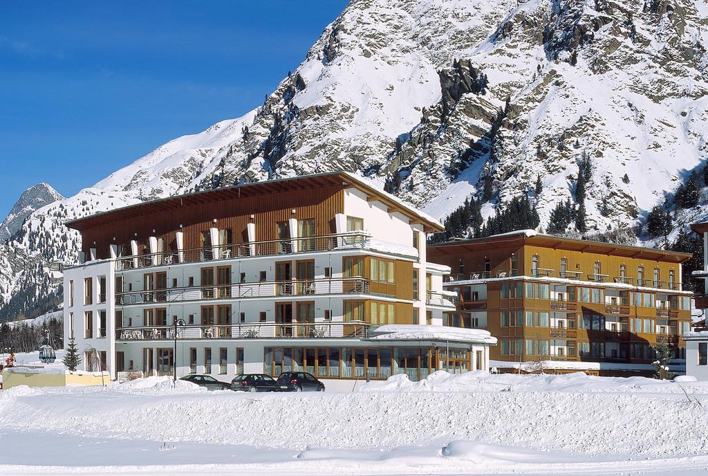 Hotel Vier Jahreszeiten Sankt Leonhard im Pitztal Luaran gambar