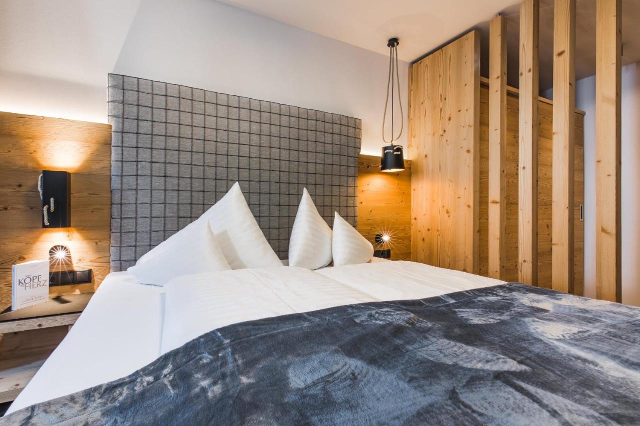 Hotel Vier Jahreszeiten Sankt Leonhard im Pitztal Luaran gambar