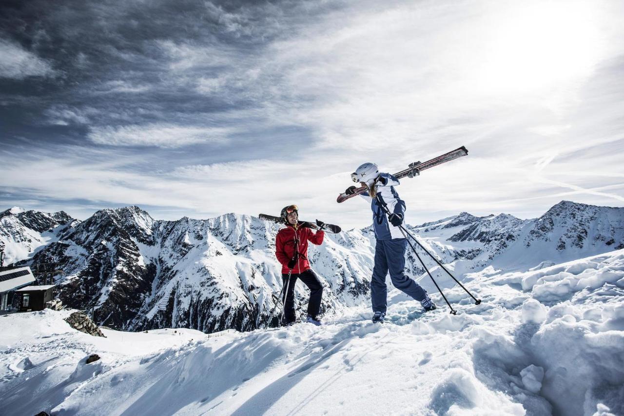 Hotel Vier Jahreszeiten Sankt Leonhard im Pitztal Luaran gambar